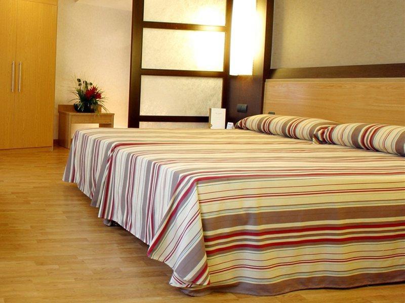 Catalonia Atenas 4*