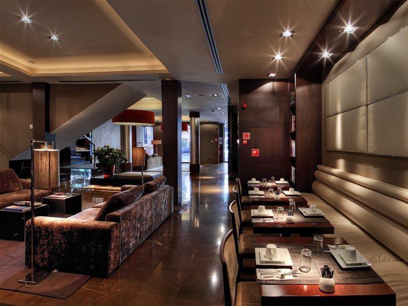 Casa Elliot Hotel 4*