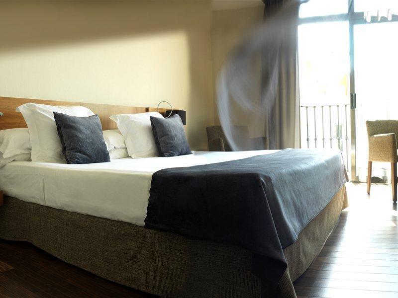 Casa Elliot Hotel 4*