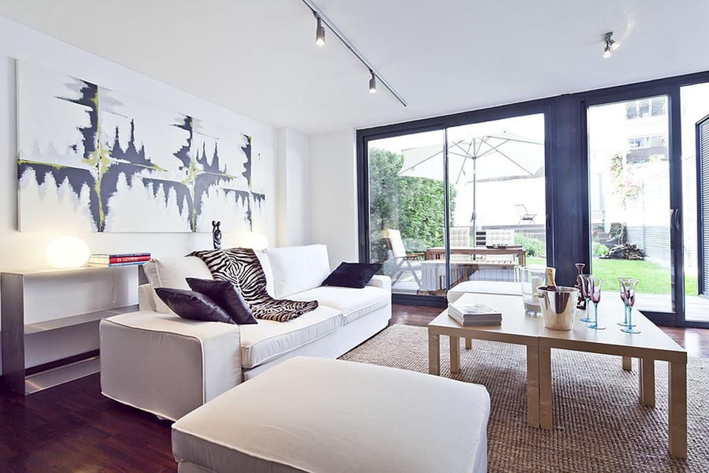 Rentals - Private Pool And Garden Center * Barcelona