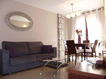 Apartahotel Apartmentos Ramblas 108 3*