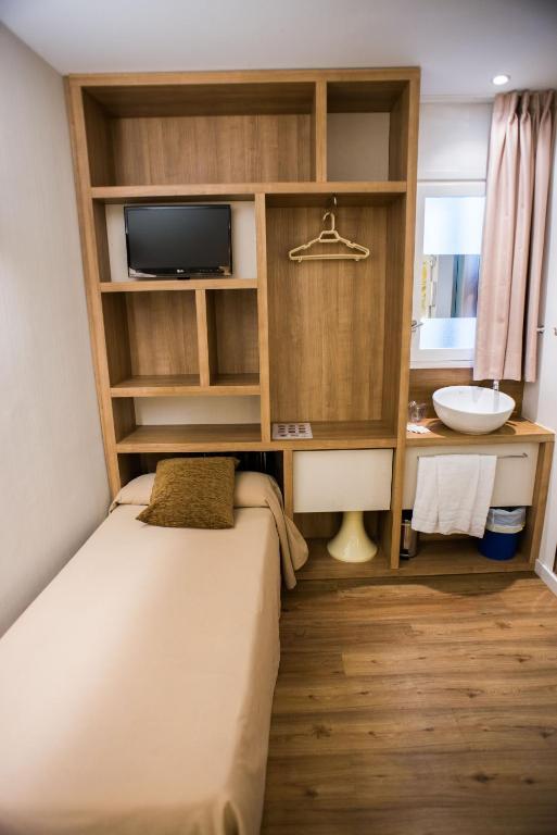 Marenostrum Guest house 2*
