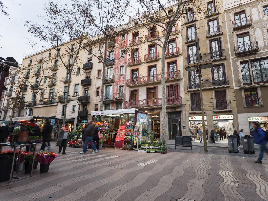 Apartmentos Ramblas 108 3*