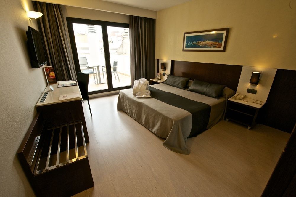 Catalonia Born Hotel