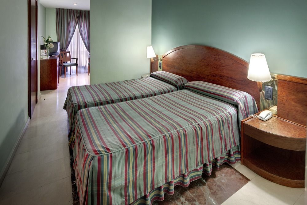 Gótico 4*
