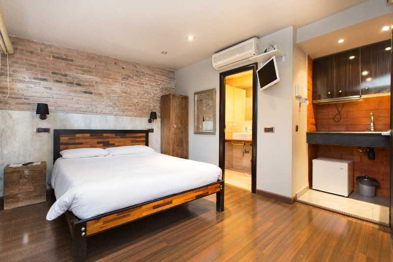 Ainb Born-dames Apartment Barcelona