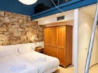 Inside Sants Apartamento