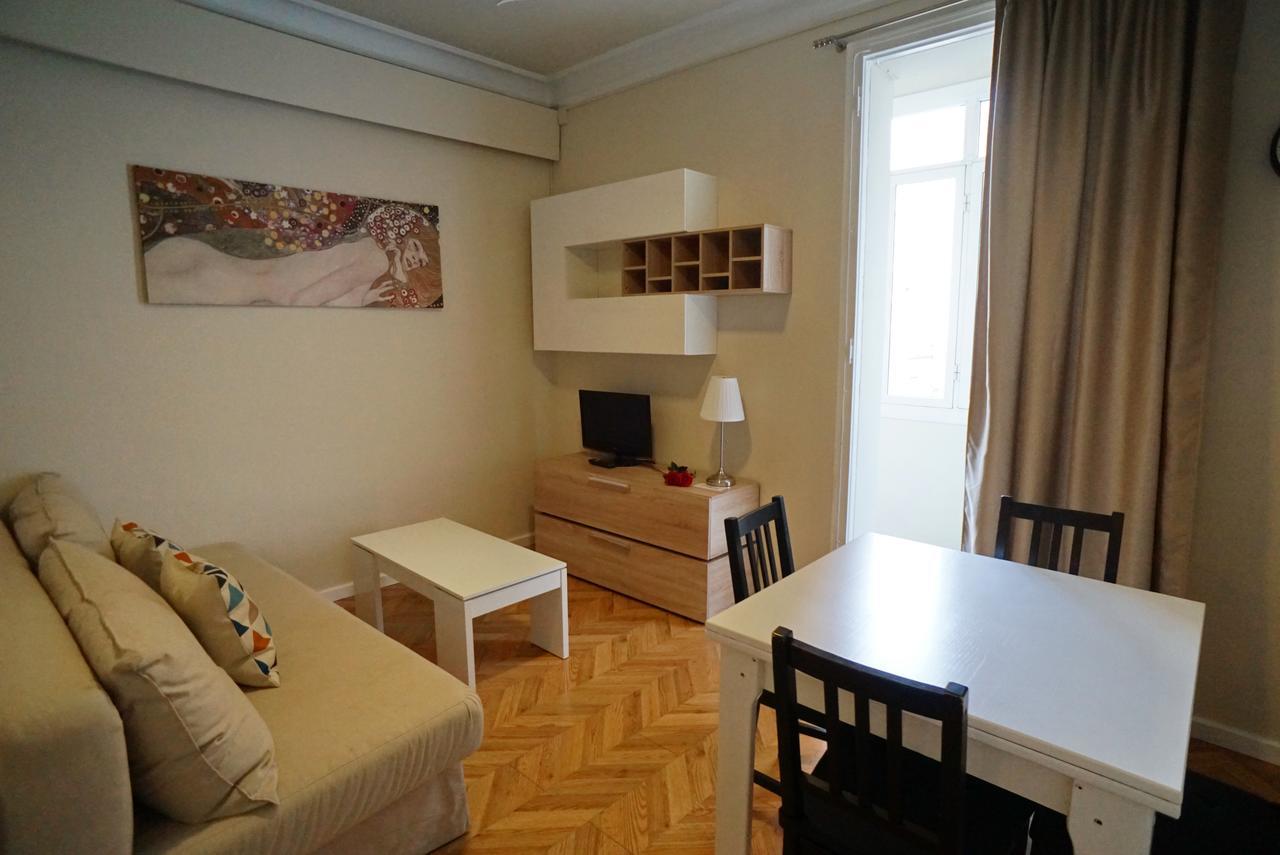 Barcelona4seasons - Sagrada Familia Apartment