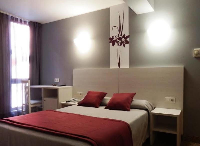 Nuevo Triunfo Hotel 2*