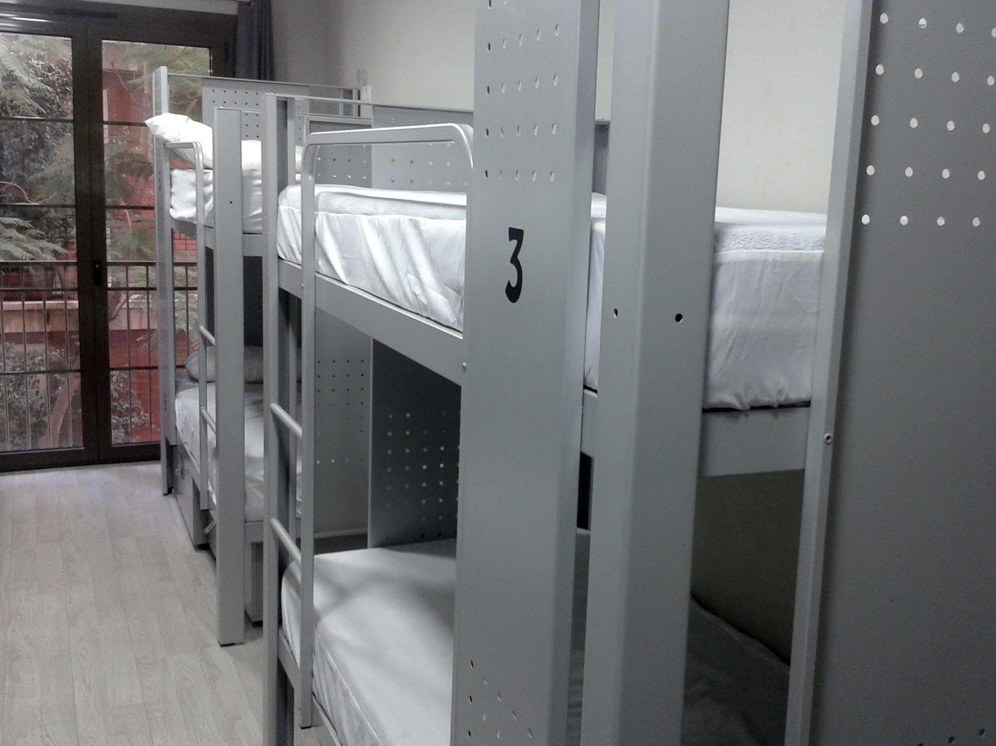 Hostal Bcnsporthostels Barcelona