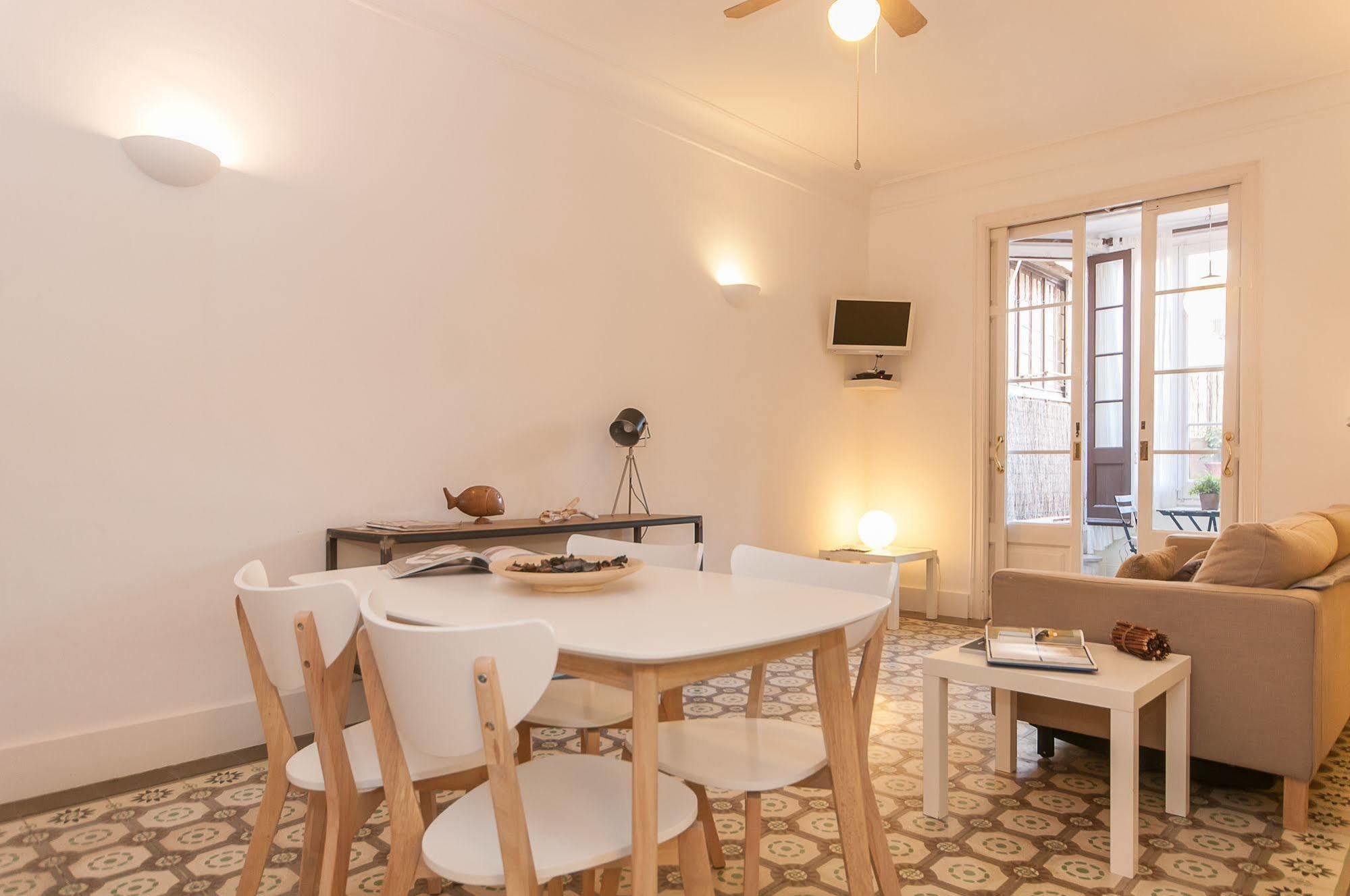 Trivao Sant Antoni Market Apartamento Barcelona