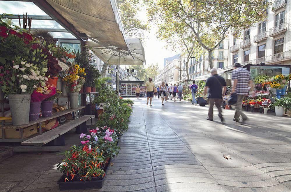 Apartmentos Ramblas 108 Apartahotel 3*