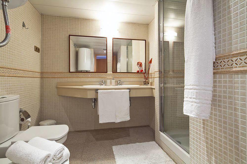 Apartmentos Ramblas 108 3*