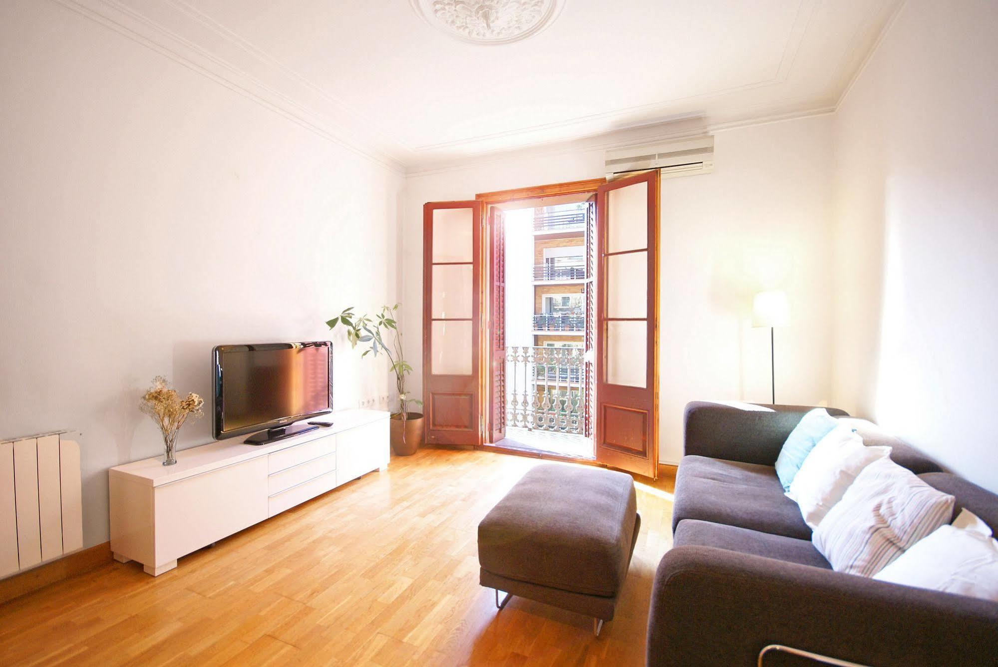 Flateli Aribau Apartamento