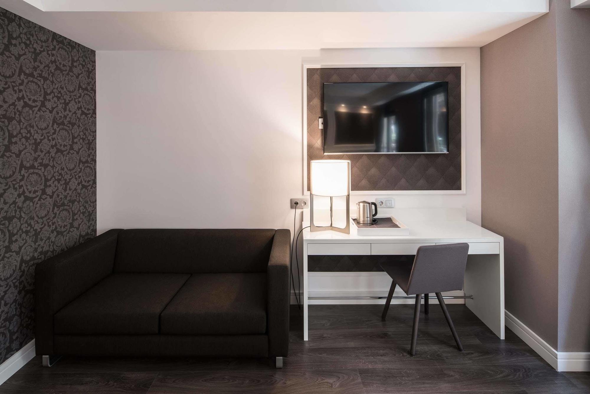 Catalonia Madgdalenes Hotel