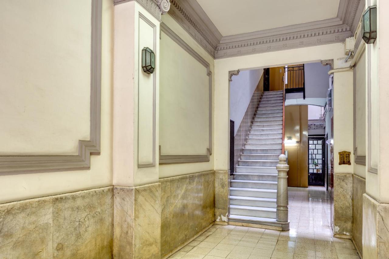 Renovated & Classic 3-bedroom Sagrada Familia Apt. Apartment