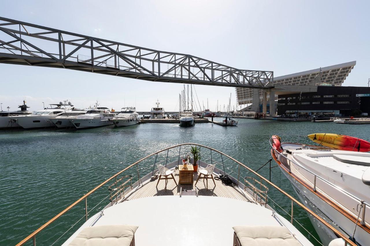 Hotel en barco C120 - Charming Boat In Port Forum Barcelona