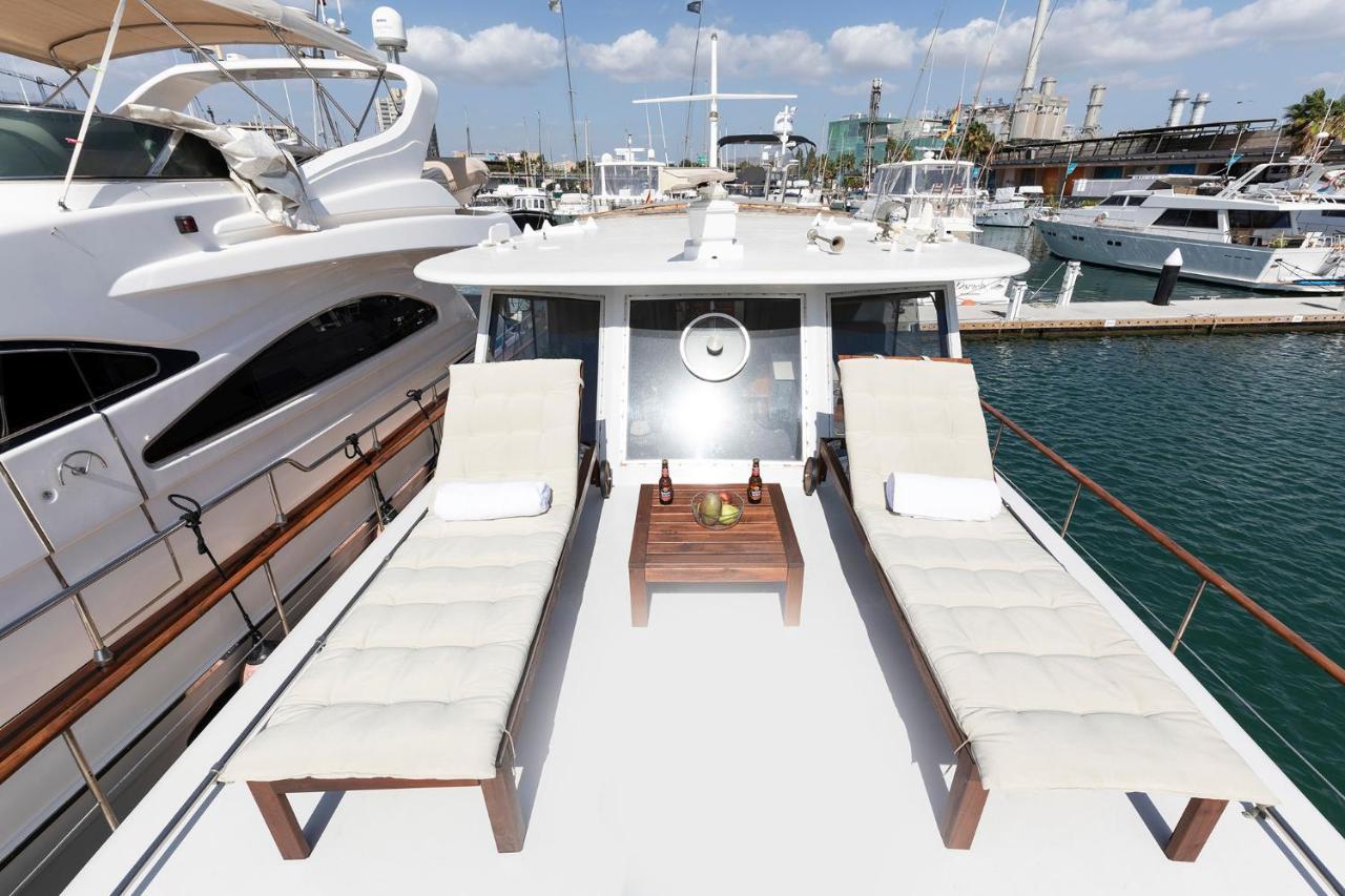 Hotel en barco C120 - Charming Boat In Port Forum Barcelona