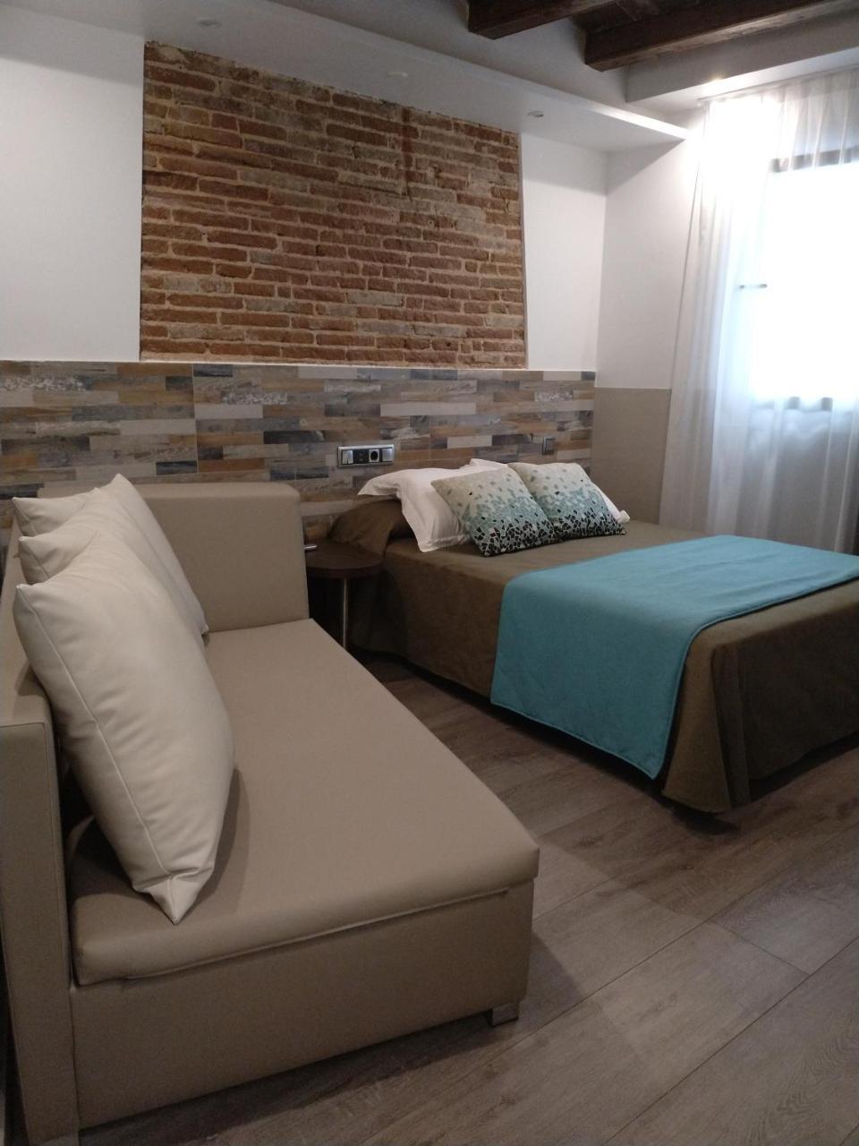 Miami Guest house Barcelona
