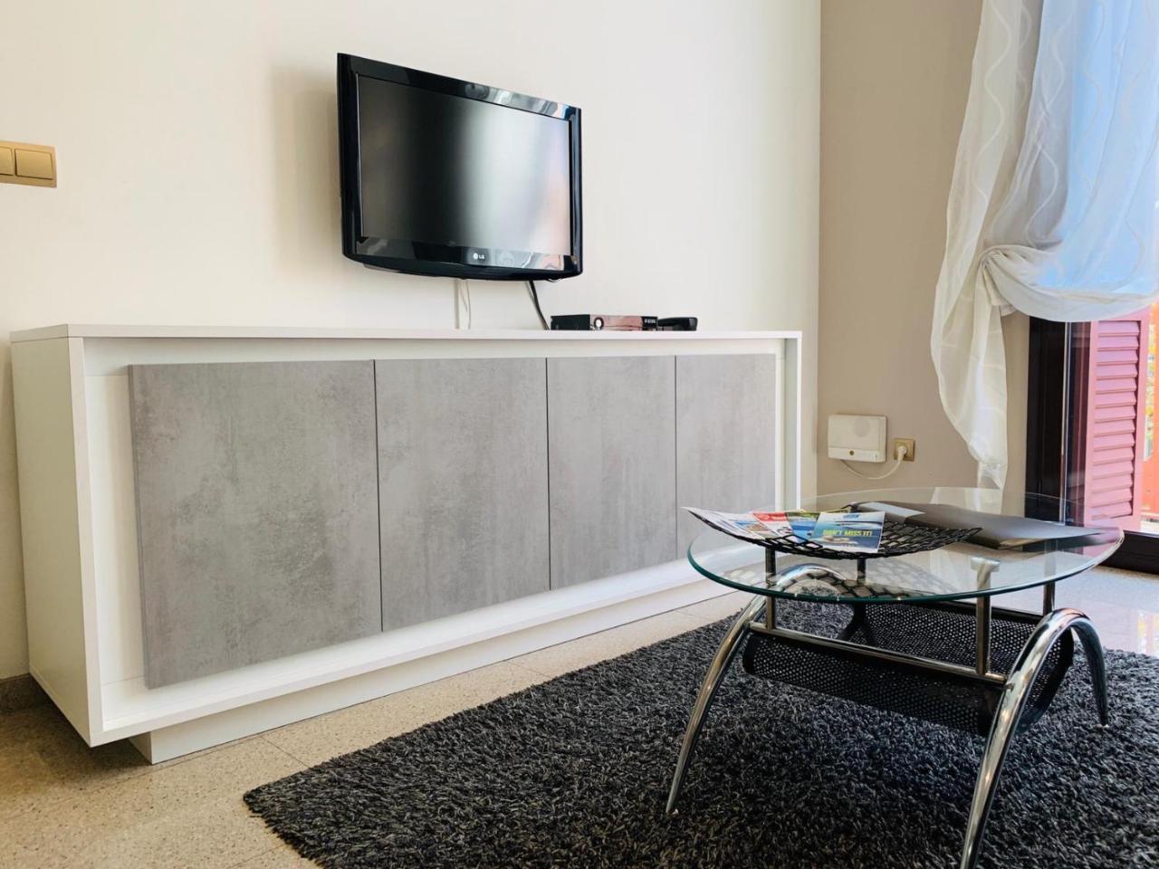 Apartmentos Ramblas 108 Apartahotel 3*