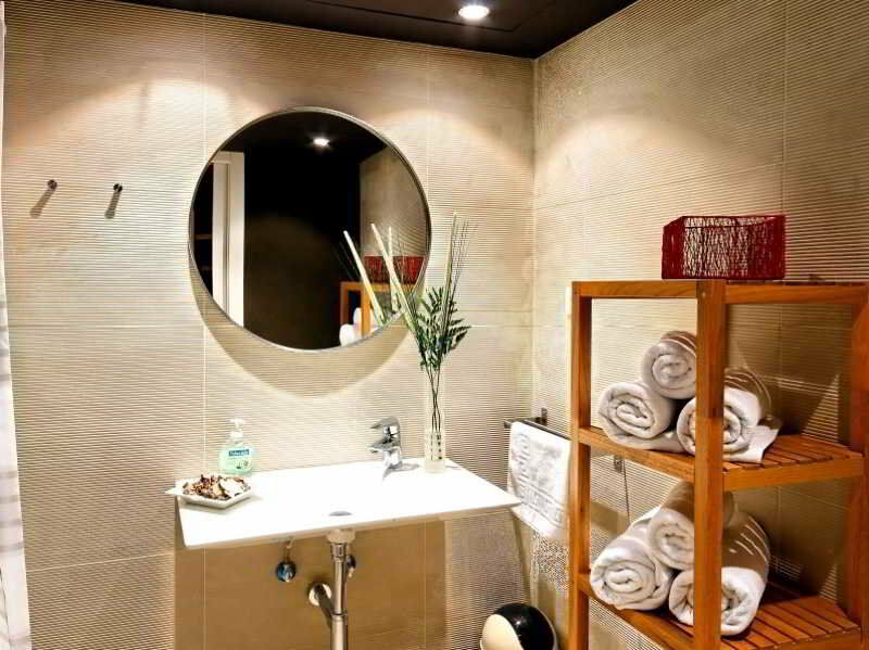 Inside Sants Apartamento *
