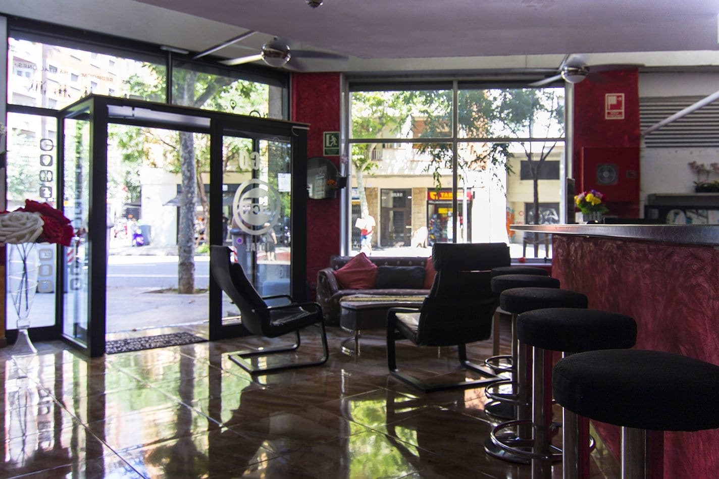 Ideal Sants Guest house