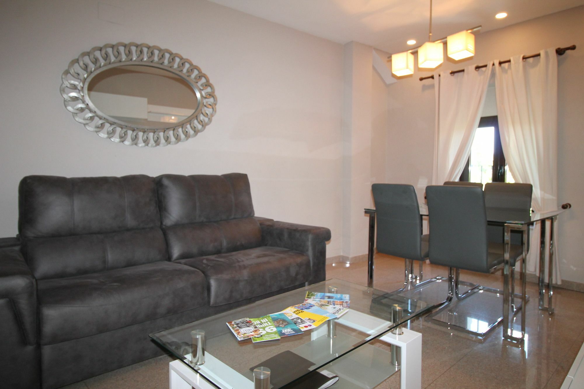 Apartahotel Apartmentos Ramblas 108