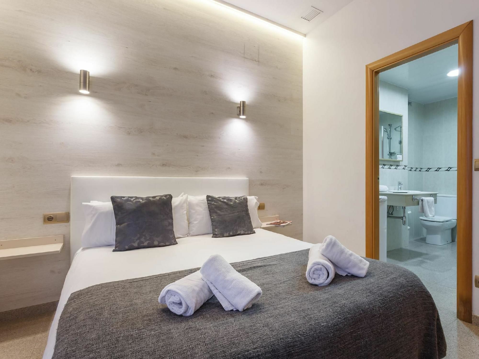 Apartmentos Ramblas 108