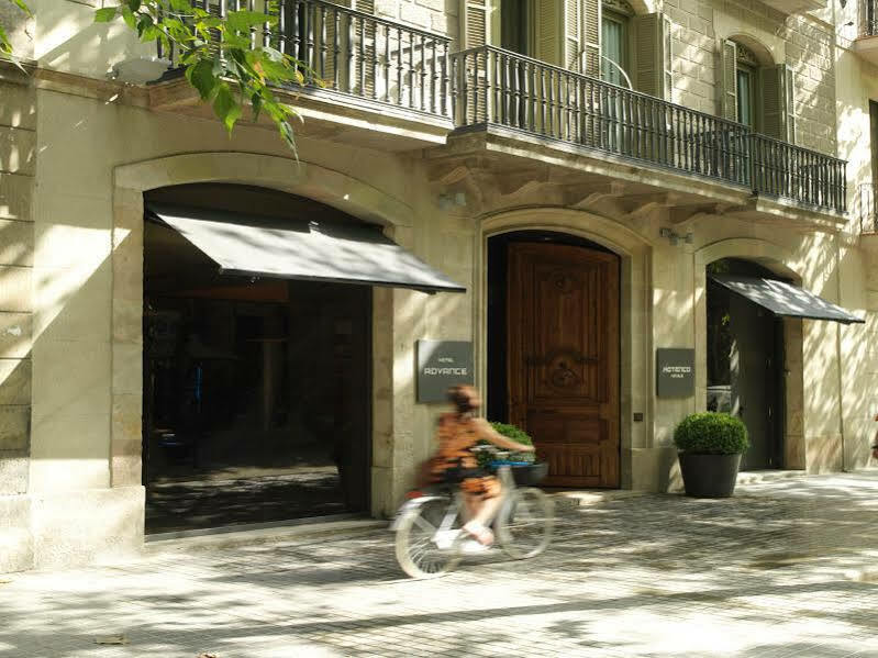 Casa Elliot 4*