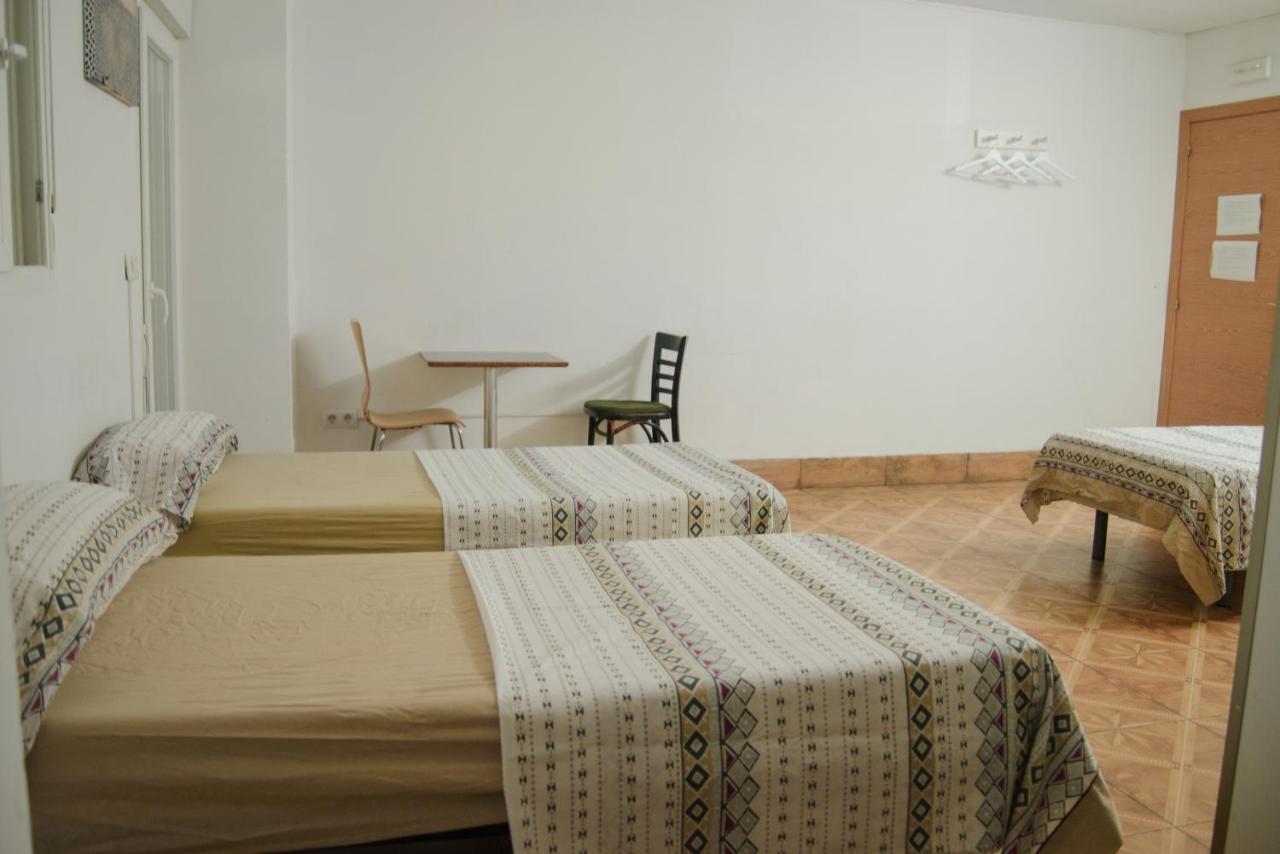 Ideal Sants Guest house 2*