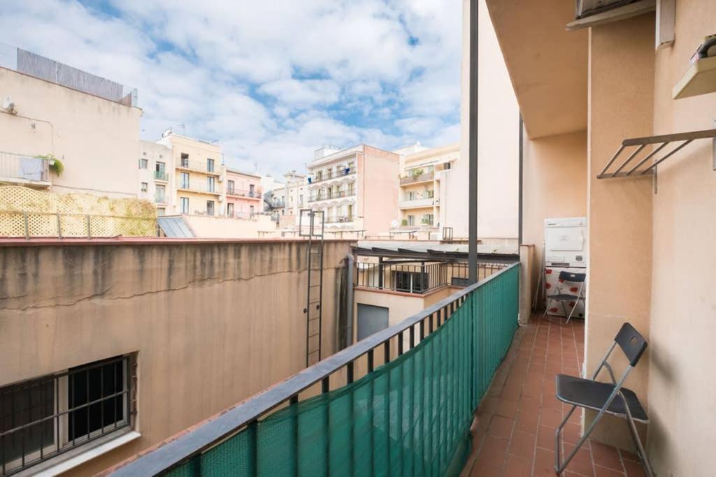5 Pax Santa Mónica Ramblas Apartamento