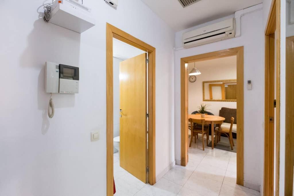 Apartamento 5 Pax Santa Mónica Ramblas *