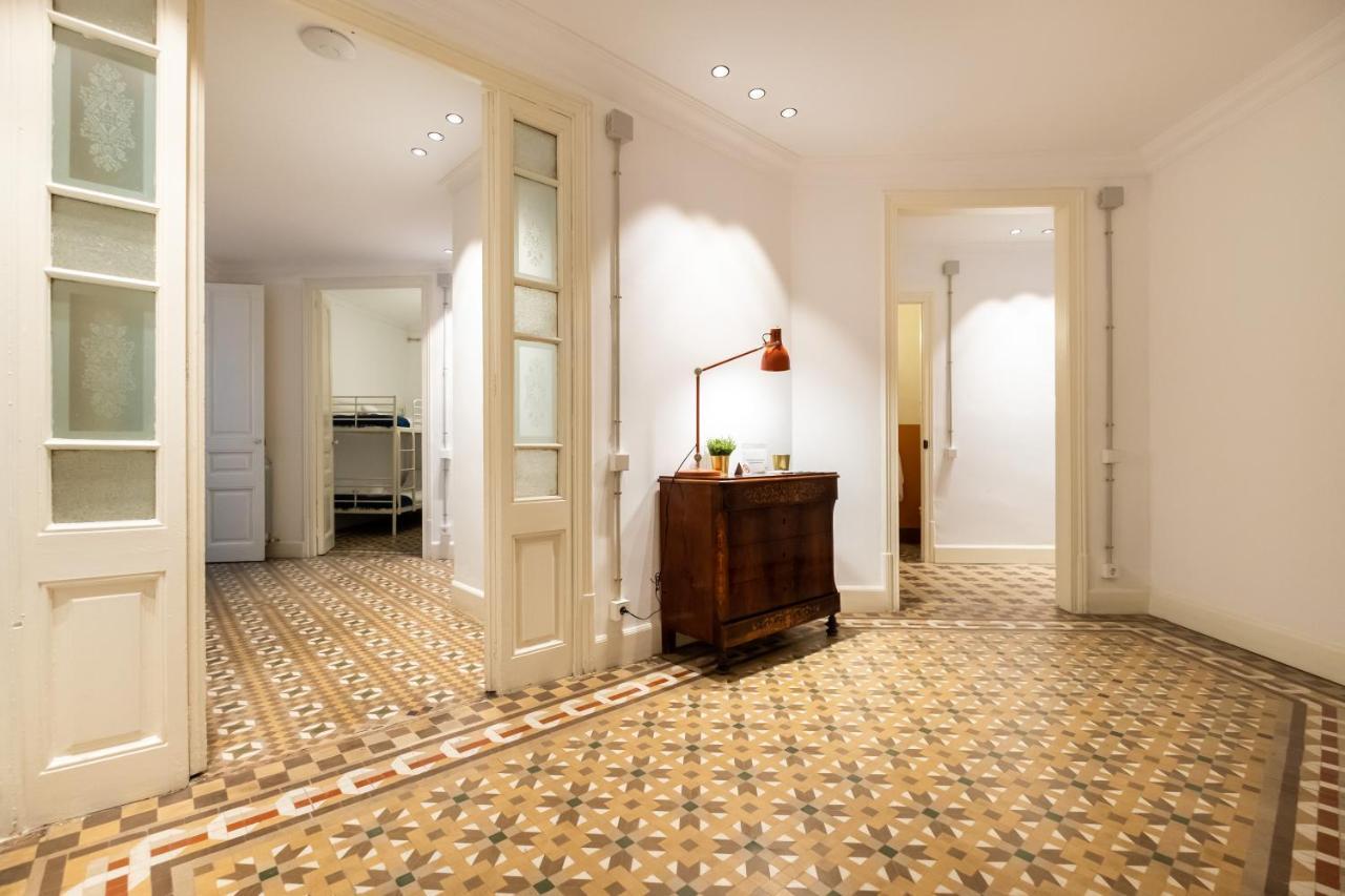 Apartamento B42 - Modernist For Large Groups In Eixample