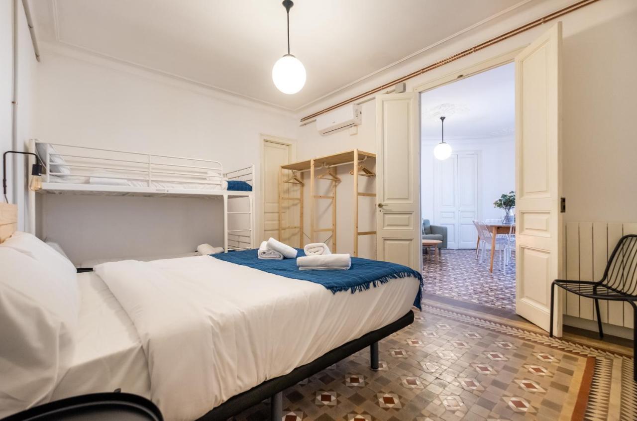 Apartamento B42 - Modernist For Large Groups In Eixample Barcelona