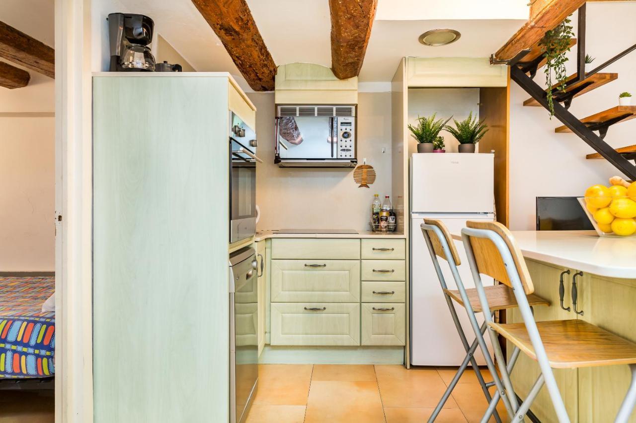 Fridays Flats Dreamy Duplex - Stylish Loft Hotel