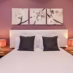 Fantastic 2 Bedroom 5 Minutes By Car From Plaza Catalunya