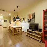 RamblasRentals Chic&Spacious Flat Pool Table 15M Ramblas - Parking - Wifi