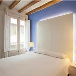 Ramblas Apartments