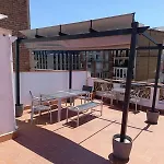 Luxurious With Awesome Rooftop
