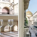 Amat Private Rooms Near Plaza Universitat