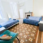 Oasis Rooms Barcelona - Roger Lluria