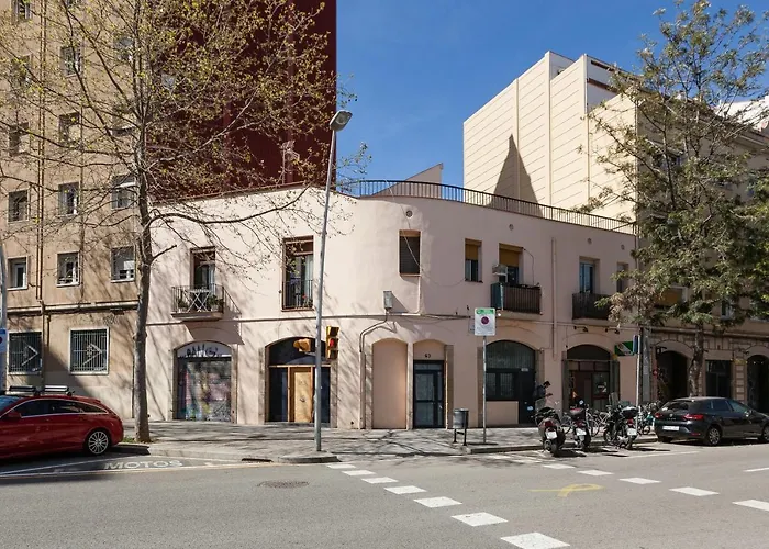 Modern Flat Next To Bogatell Beach