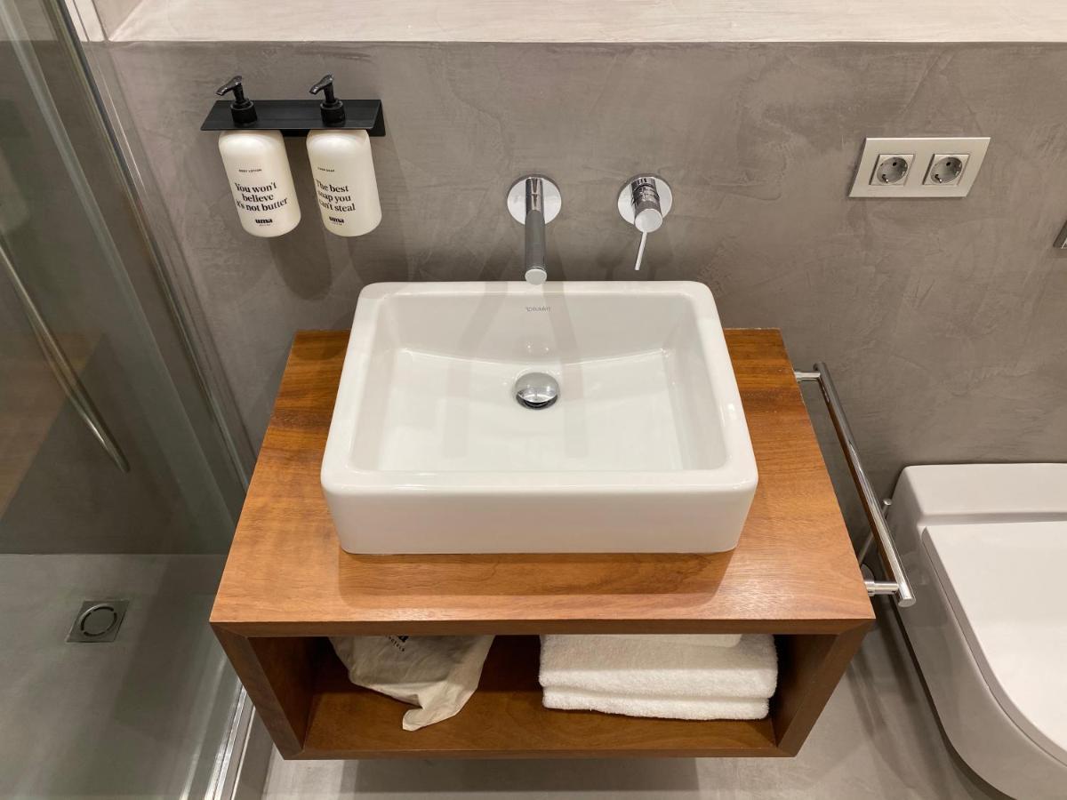 Apartamento Uma Rambla Catalunya 22 *