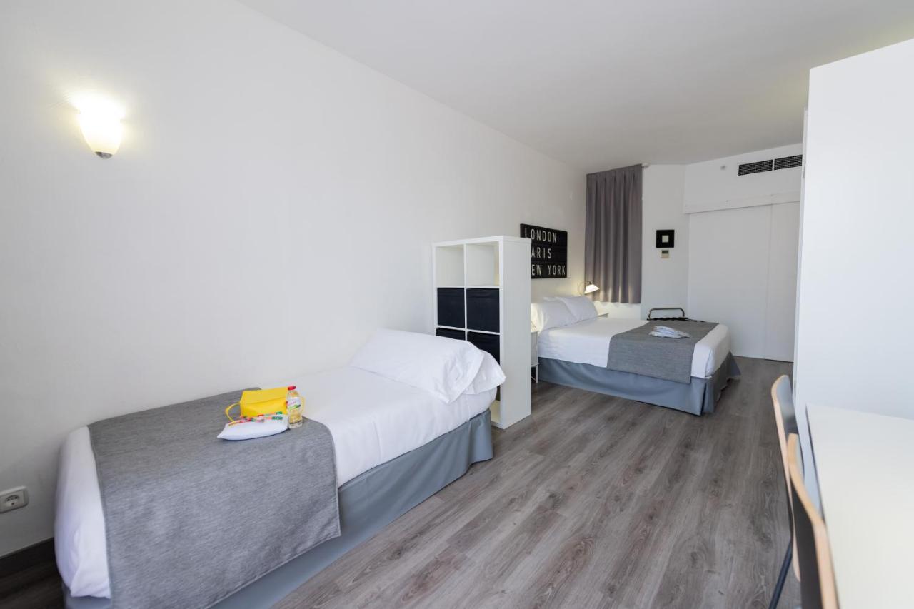 Apartahotel Atenea Calabria Barcelona