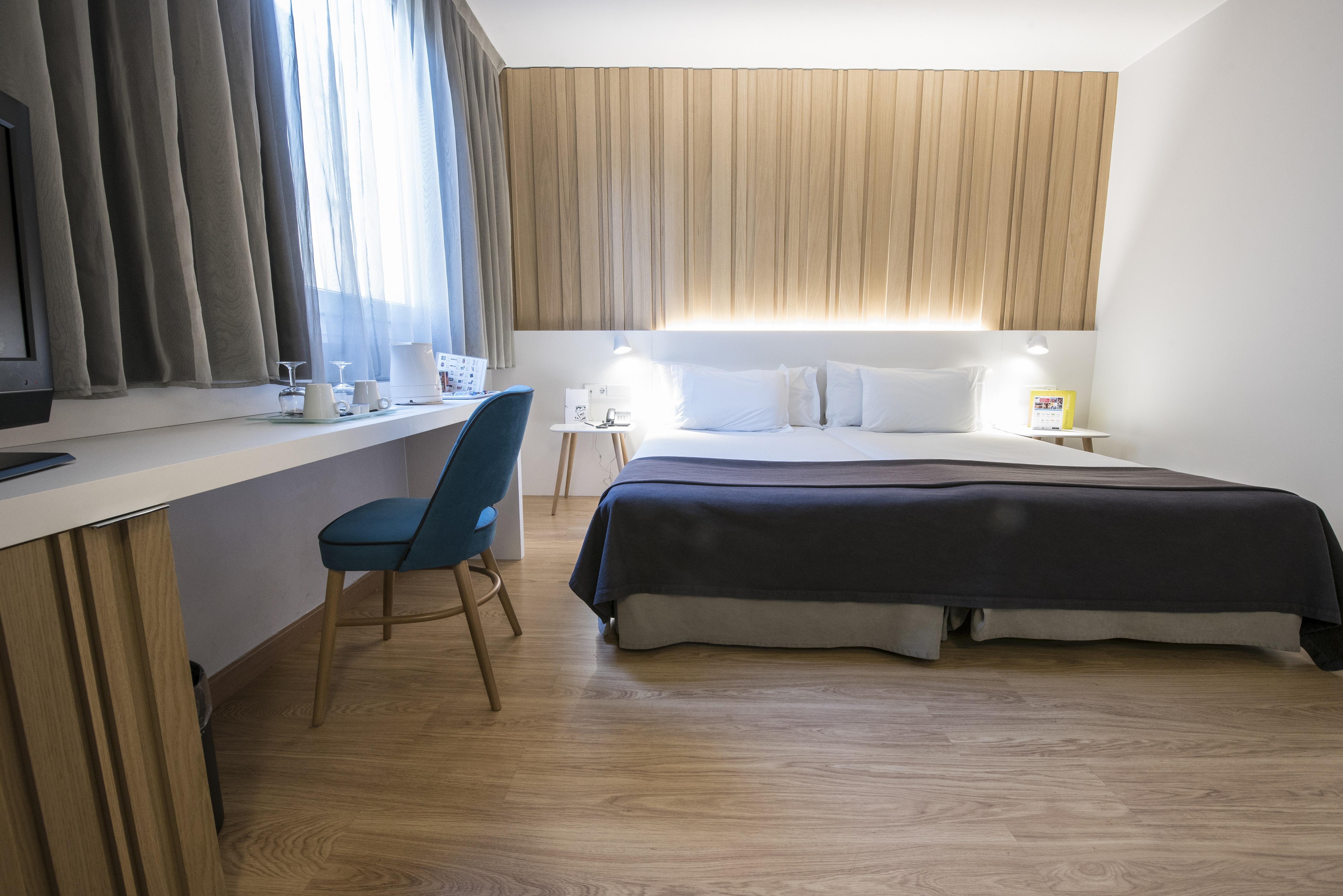 Hotel Silken Ramblas 4*