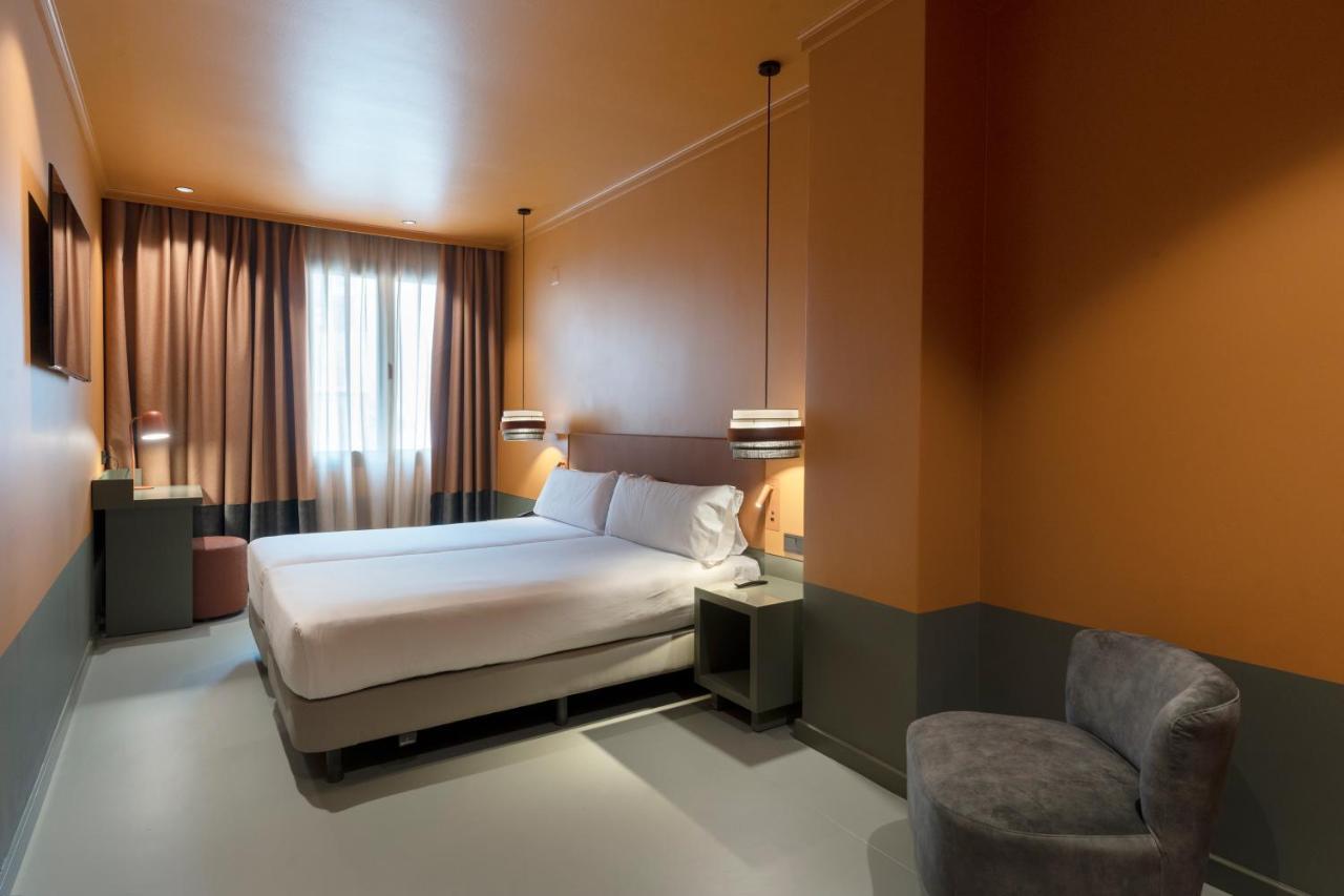 Chic&basic Reding 3* Barcelona