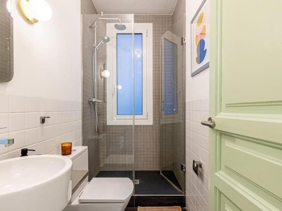 Lovely In Plaza Espana - Fira Montjuic Apartment *