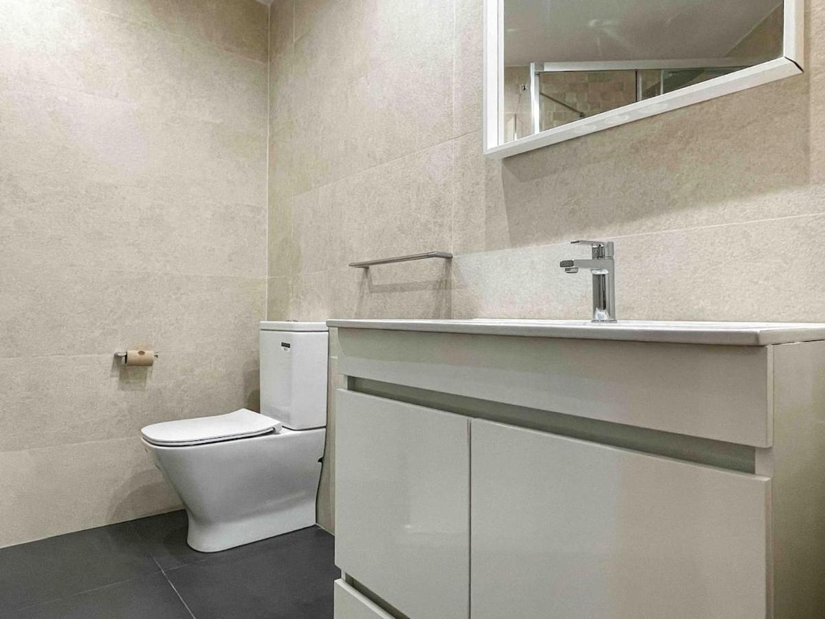 Apartamento Hostourist Fira Plaza Espana 3 Barcelona