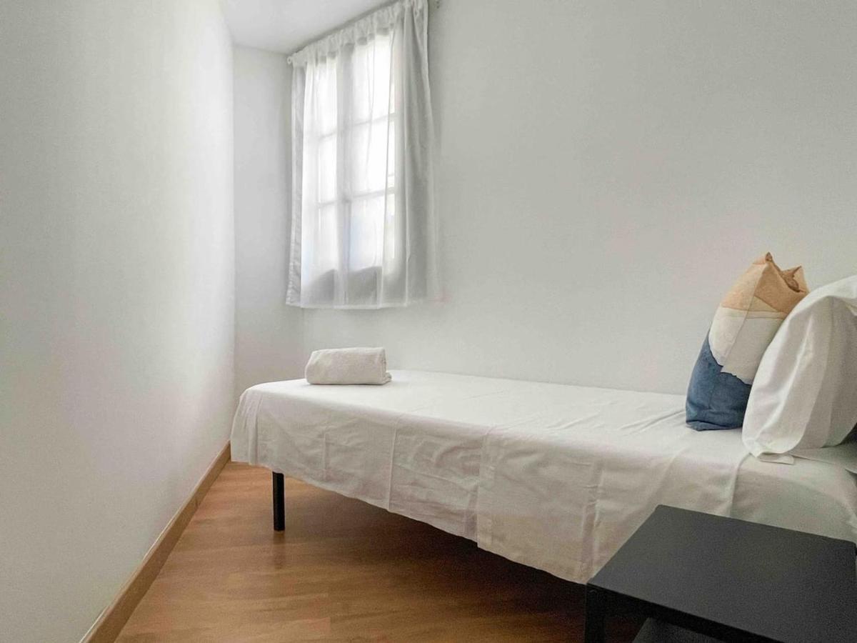 Hostourist Fira Plaza Espana 3 Apartamento
