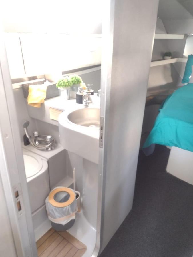 Hotel en barco Yach Boat Barcelona